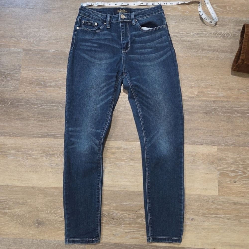 Indigo Blue Women's Jeans sz 7